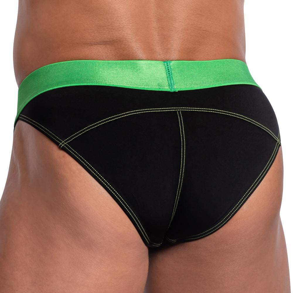 Agacio AGJ031 Brief